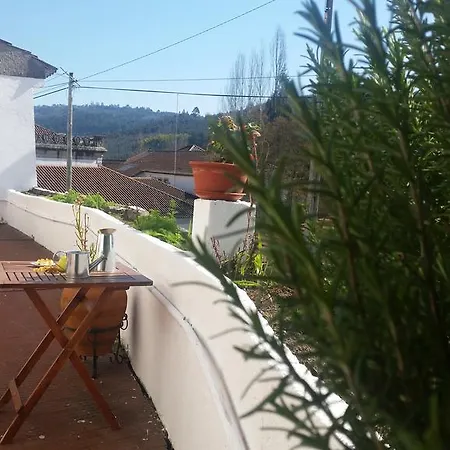 A Moderna And Restaurante Nelas