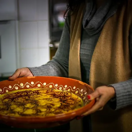 A Moderna And Restaurante Guest house